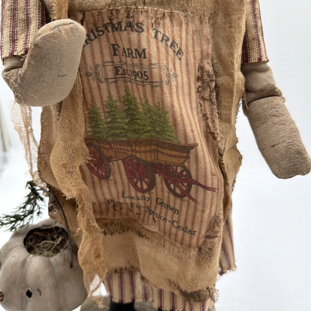 Primitive Folk Art Winter Doll 23